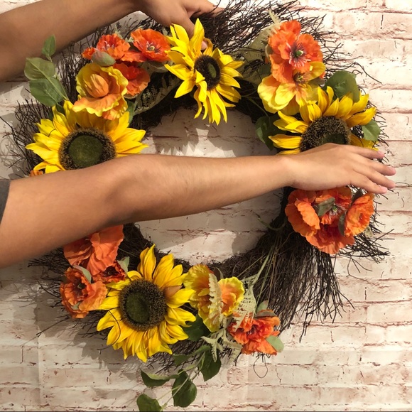 Autumn/Fall Floral Wreath - Picture 5 of 5